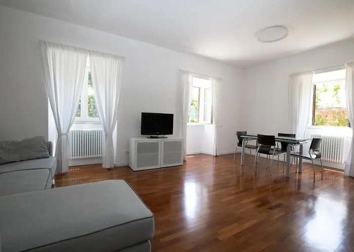 Domus Cordara - Splendido Appartamento Nel Verde
